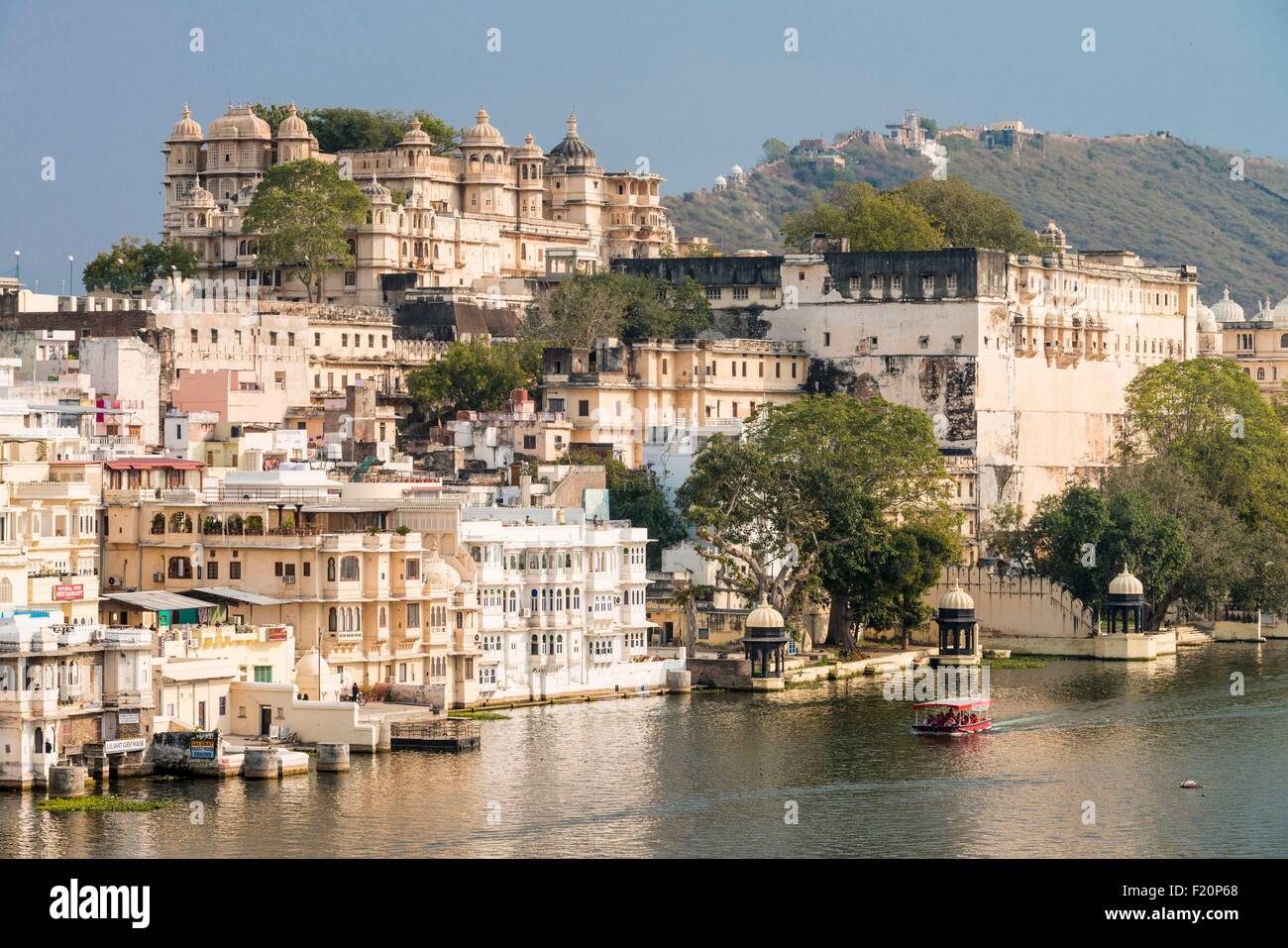 L'Inde, Rajasthan, Udaipur, le lac Pichola Banque D'Images