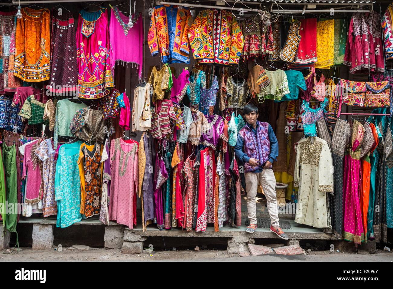 L'Inde, Rajasthan, Udaipur, scène de rue Banque D'Images