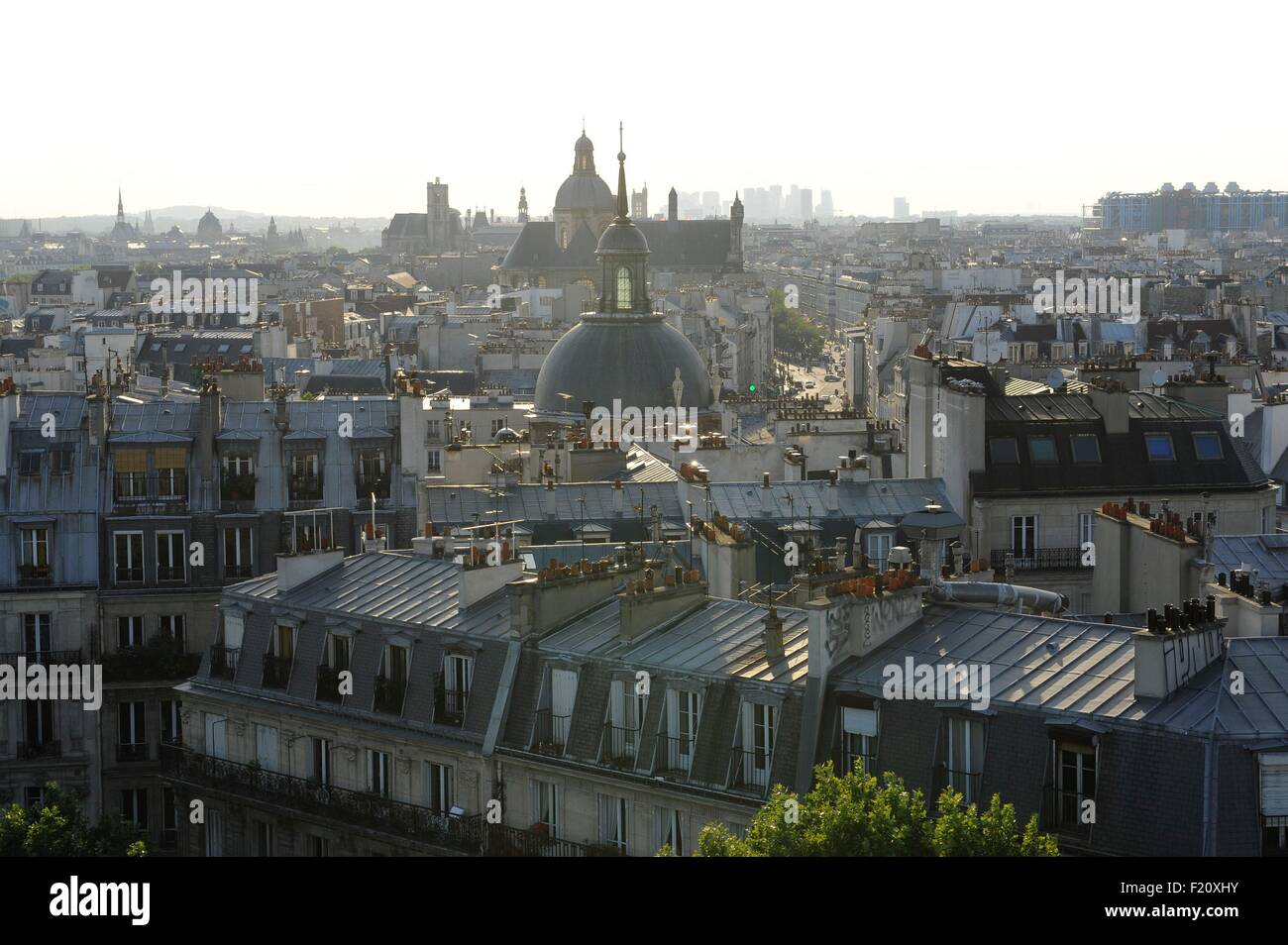 France, Paris, les églises de Saint Antoine suburb, au premier plan, le Temple du Marais et de l'église de Saint Paul juste après (vue aérienne) Banque D'Images