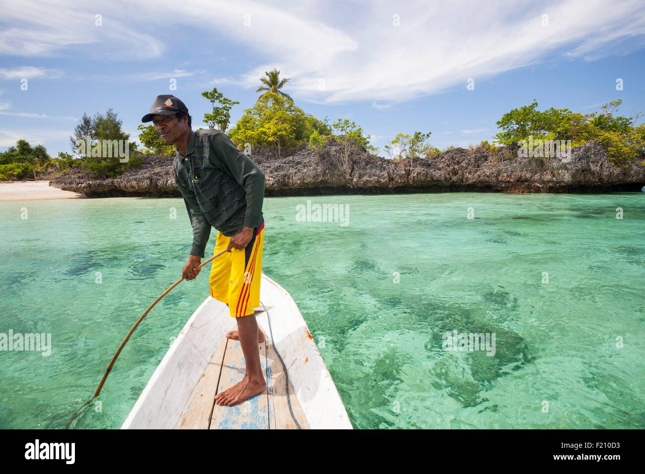 L'Indonésie, de la province des Moluques, est l'île de Seram, Noukous, patrouille dans la zone de protection marine Koon Banque D'Images