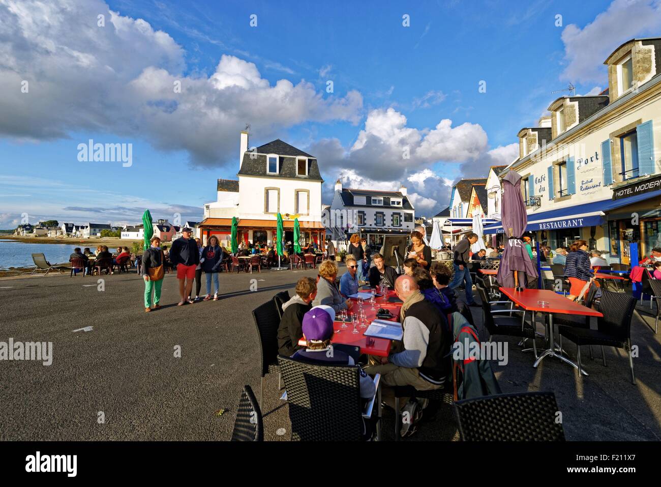 La France, Finistère, le petit port de l'Ile Tudy Photo Stock - Alamy