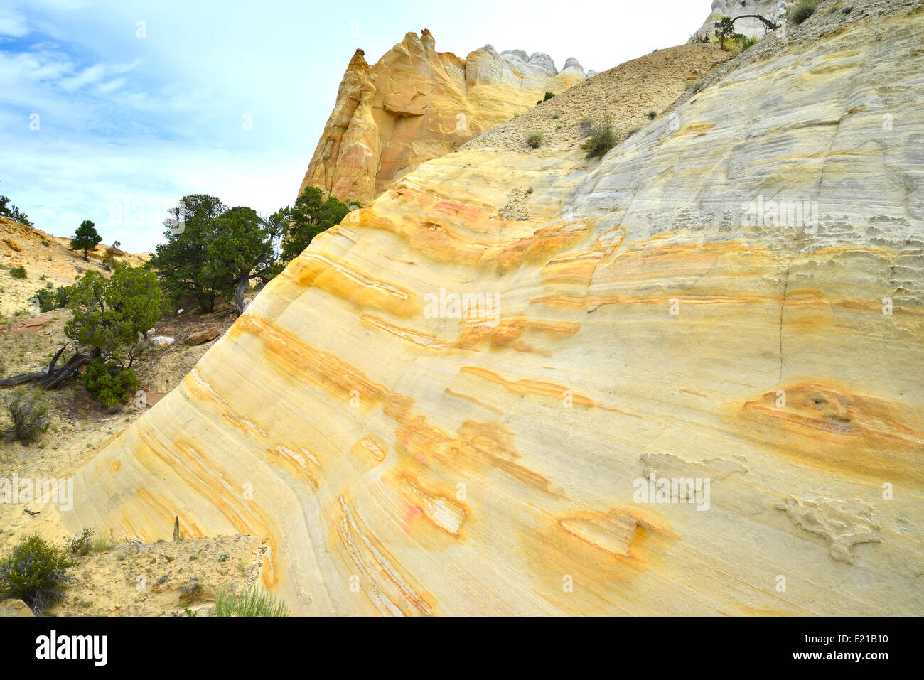 Formations de grès coloré le long de la pittoresque Route 12 dans Grand Staircase Escalante National Monument est le sud-ouest de l'Utah Banque D'Images