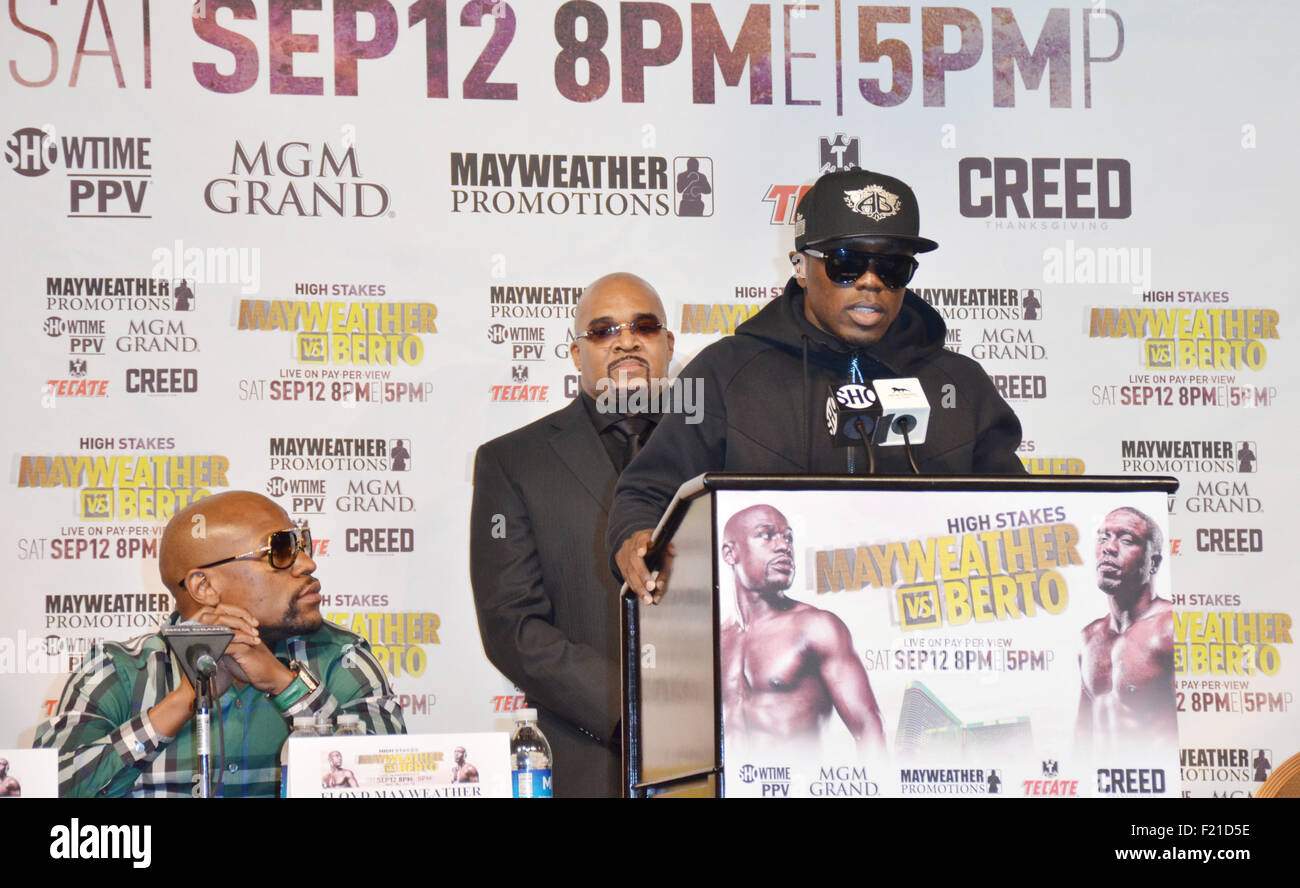 Las Vegas, Nevada, USA. Sep 9, 2015. Boxer Andre Berto assiste à la conférence de presse finale de ''High Stakes'' Mayweather vs Berto le 9 septembre 2015 au Théâtre David Copperfield l'intérieur de l'hôtel MGM Grand Hotel & Casino à Las Vegas, Nevada. Crédit : Marcel Thomas/ZUMA/Alamy Fil Live News Banque D'Images