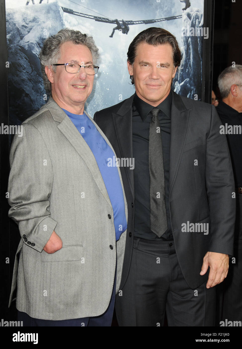 Los Angeles, Californie, USA. Sep 9, 2015. Beck Weathers, Josh Brolin assistant à la première de Los Angeles ''Everest'' tenue à l'Théâtre chinois de Grauman à Hollywood, Californie le 9 septembre 2015. 2015 : Crédit D. Long/Globe Photos/ZUMA/Alamy Fil Live News Banque D'Images