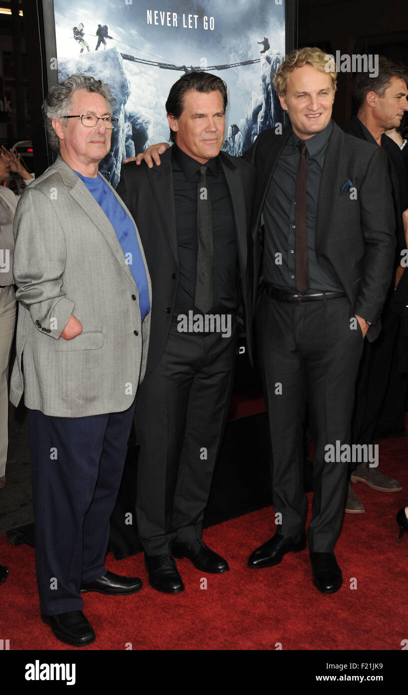 Los Angeles, Californie, USA. Sep 9, 2015. Beck Weathers, Josh Brolin, Jason Clarke participant à la Los Angeles Première de ''Everest'' tenue à l'Théâtre chinois de Grauman à Hollywood, Californie le 9 septembre 2015. 2015 : Crédit D. Long/Globe Photos/ZUMA/Alamy Fil Live News Banque D'Images