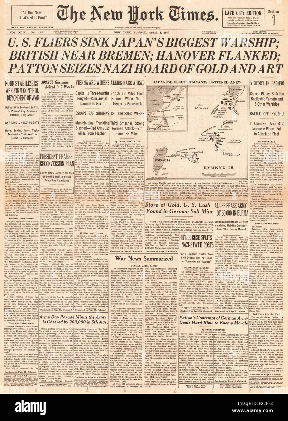 1945 New York Times/la page déclaration Naufrage du cuirassé japonais Yamato et le général Patton s'empare du Trésor nazi d'or et de l'Art Banque D'Images