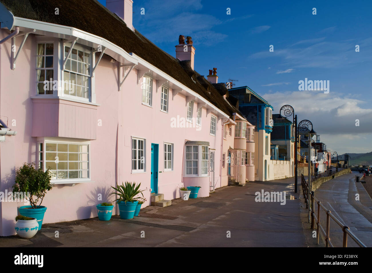 Marine Parade à Lyme Regis sur la côte jurassique du Dorset, Angleterre, RU Banque D'Images