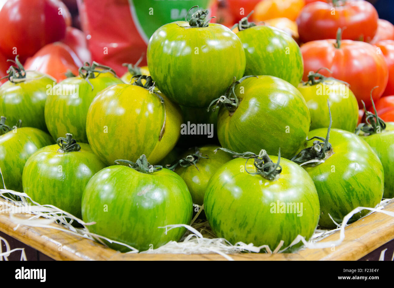 De tomates vertes sur un écran Banque D'Images