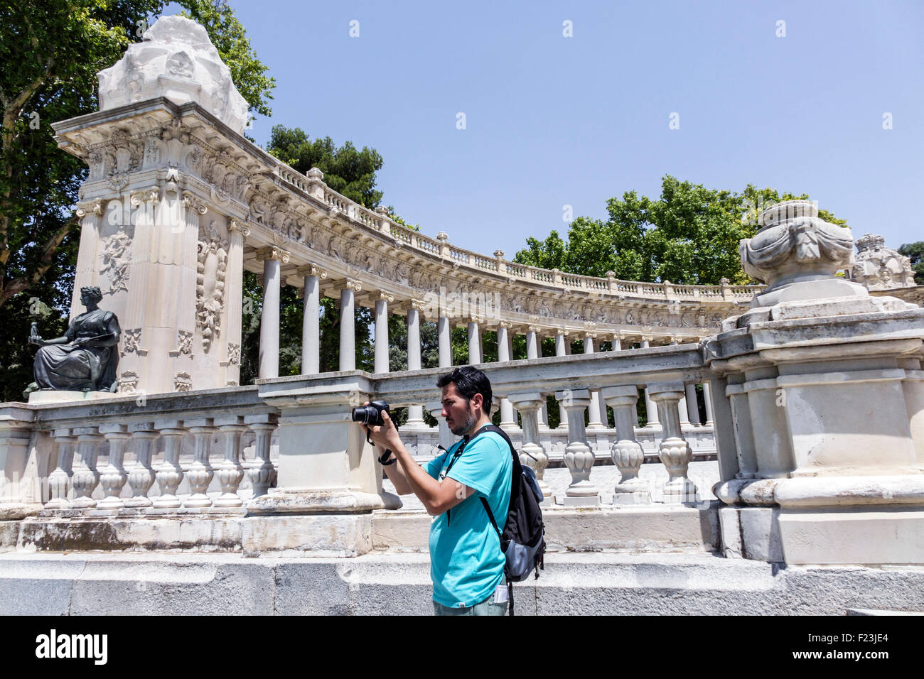 Madrid Espagne,Europe,Espagnol,Hispanique,Retiro,Parque del Buen Retiro,Buen Retiro Park,ville,Roi Alfons Banque D'Images