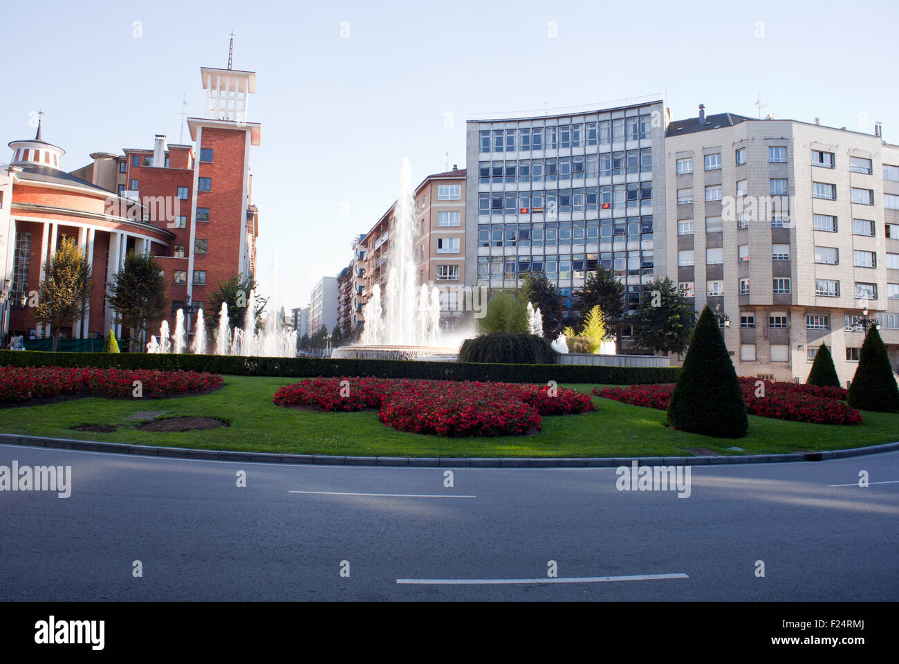 Vue sur la nouvelle ville d'Oviedo, Asturias - Espagne Banque D'Images