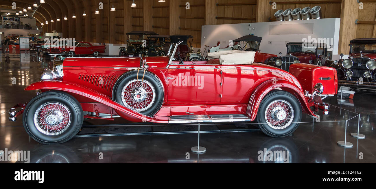 Duesenberg 1930 rouge sur l'affichage à l'American Car Museum, Tacoma, Washington. 9 mai, 2015. Banque D'Images