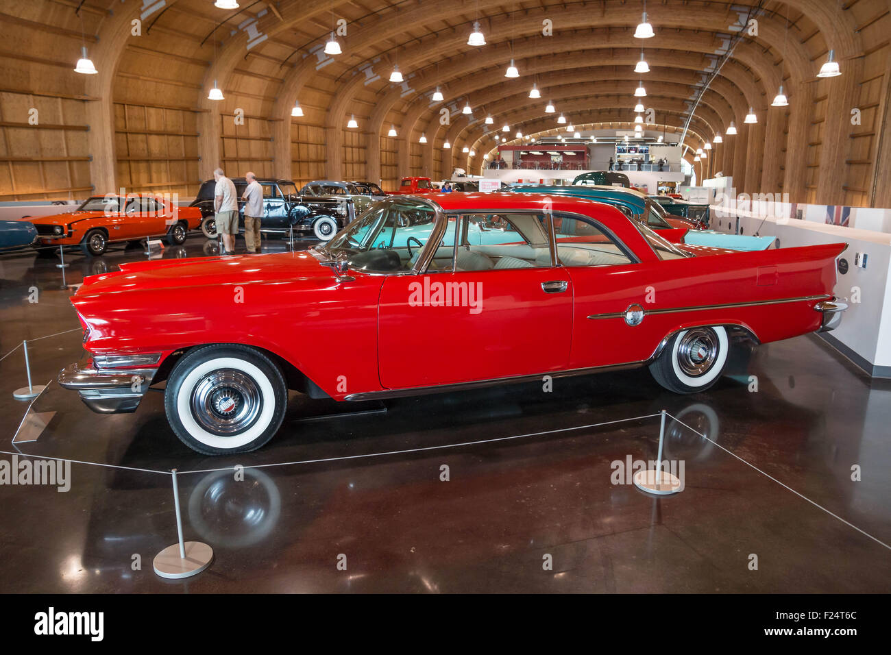 1959 Chrysler. À l'affiche au Musée de l'automobile américaine, Tacoma, Washington. 9 mai, 2015. Banque D'Images