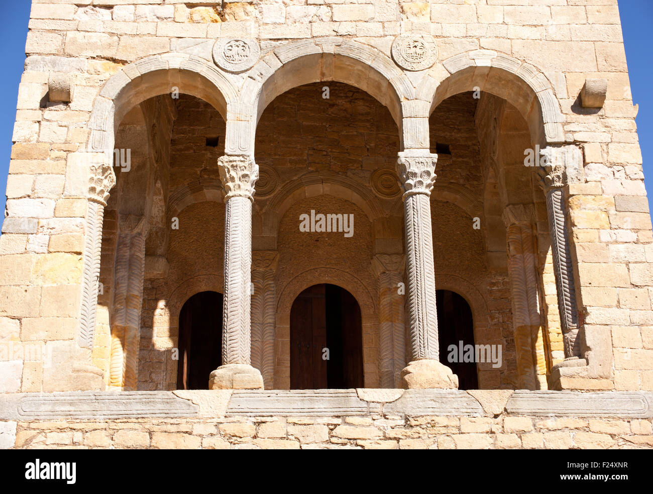 Santa Maria del Naranco, Oviedo, Asturias, Espagne Banque D'Images