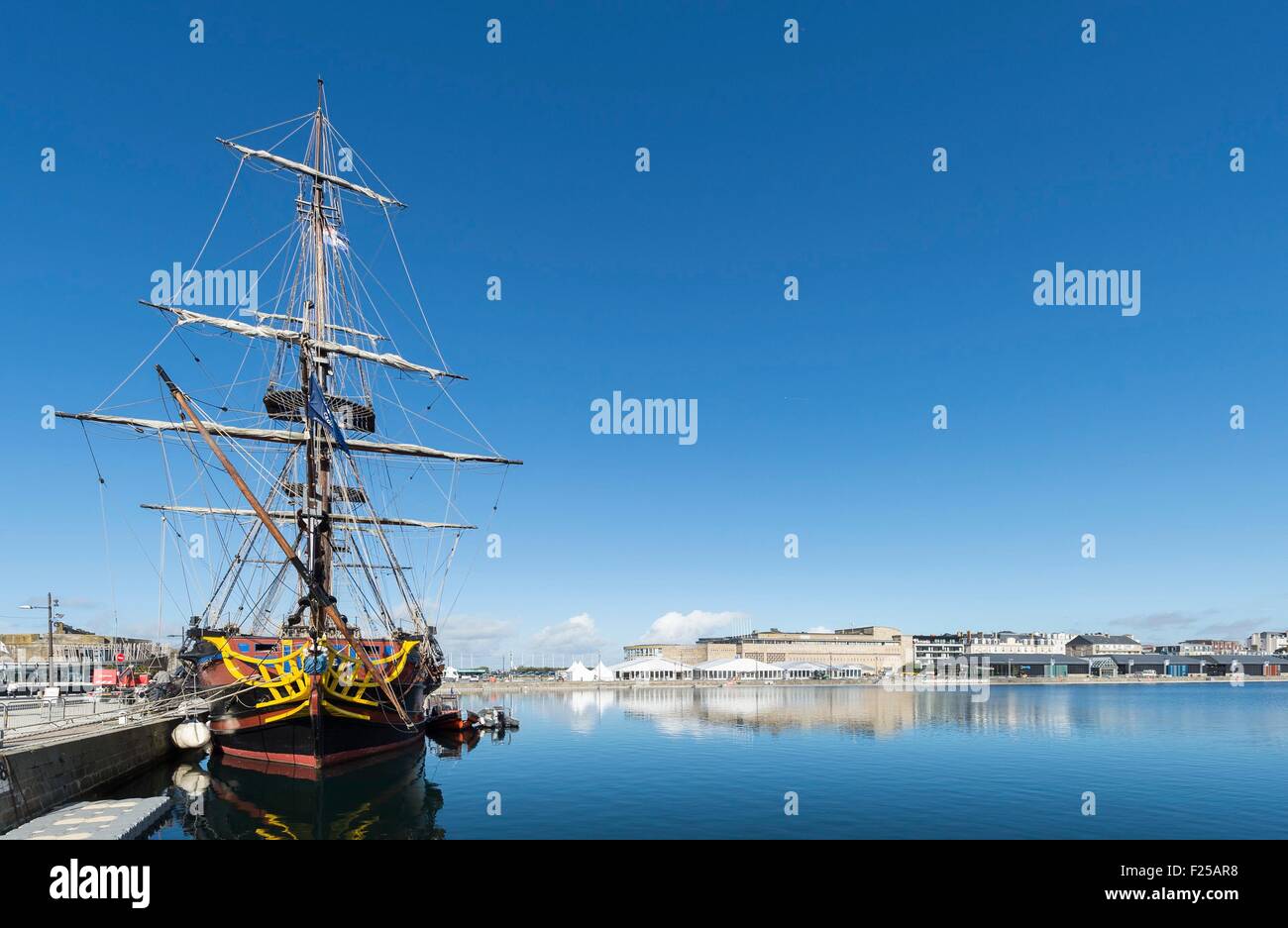 La France, de l'Ille et Vilaine, La Richardais, vieux bateau l'étoile du roi le long de la station de Terre-Neuve Banque D'Images
