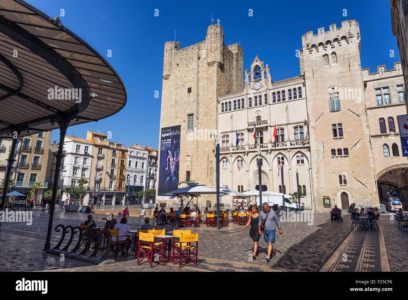 France, Aude, Narbonne, l'hôtel de ville, Palais des Archeveques sqare (le Palais des Archevêques) Banque D'Images