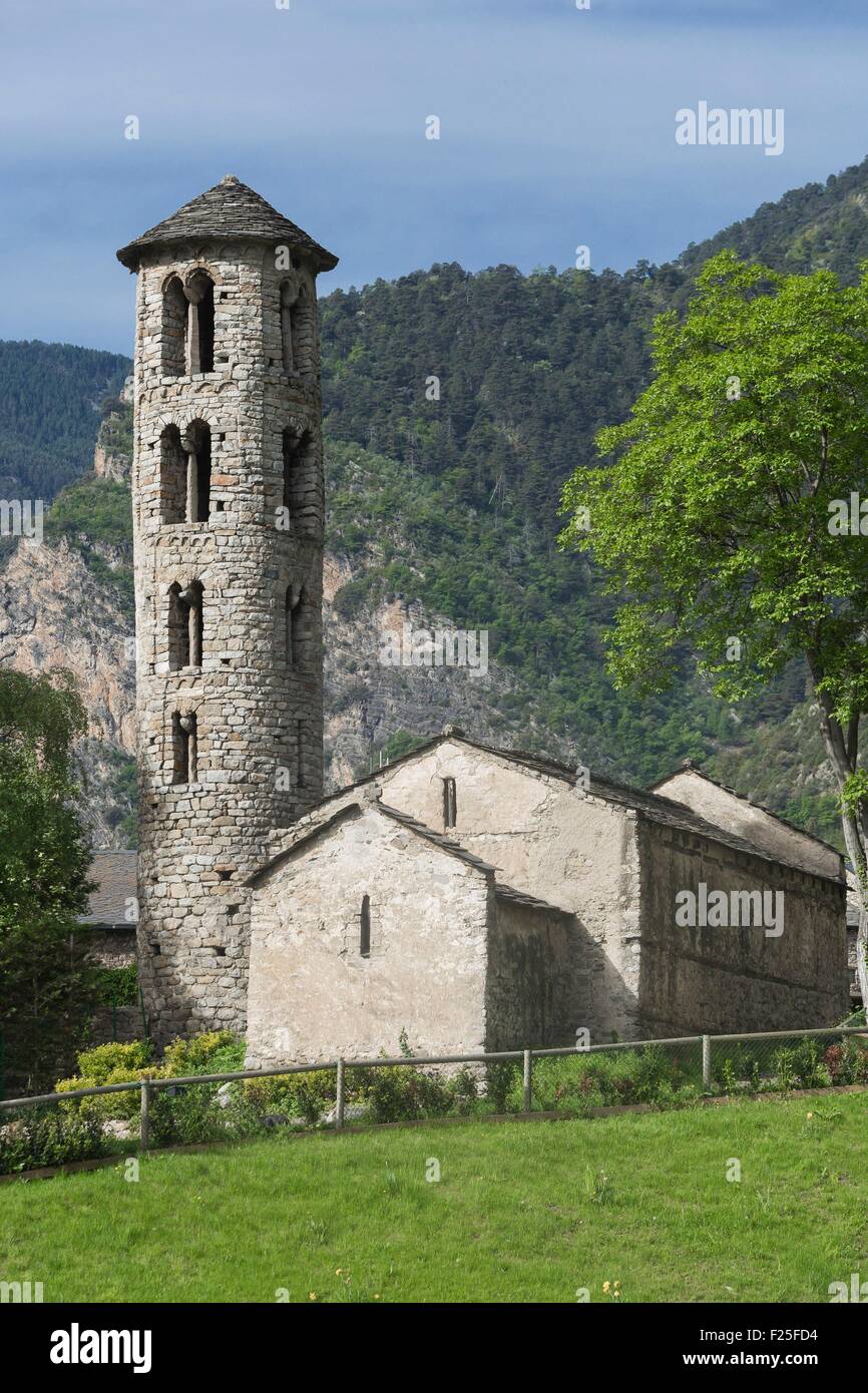 Andorre, Andorre-la-Vieille, Santa Coloma, église romane avec sa tour circulaire de style Lombard Banque D'Images