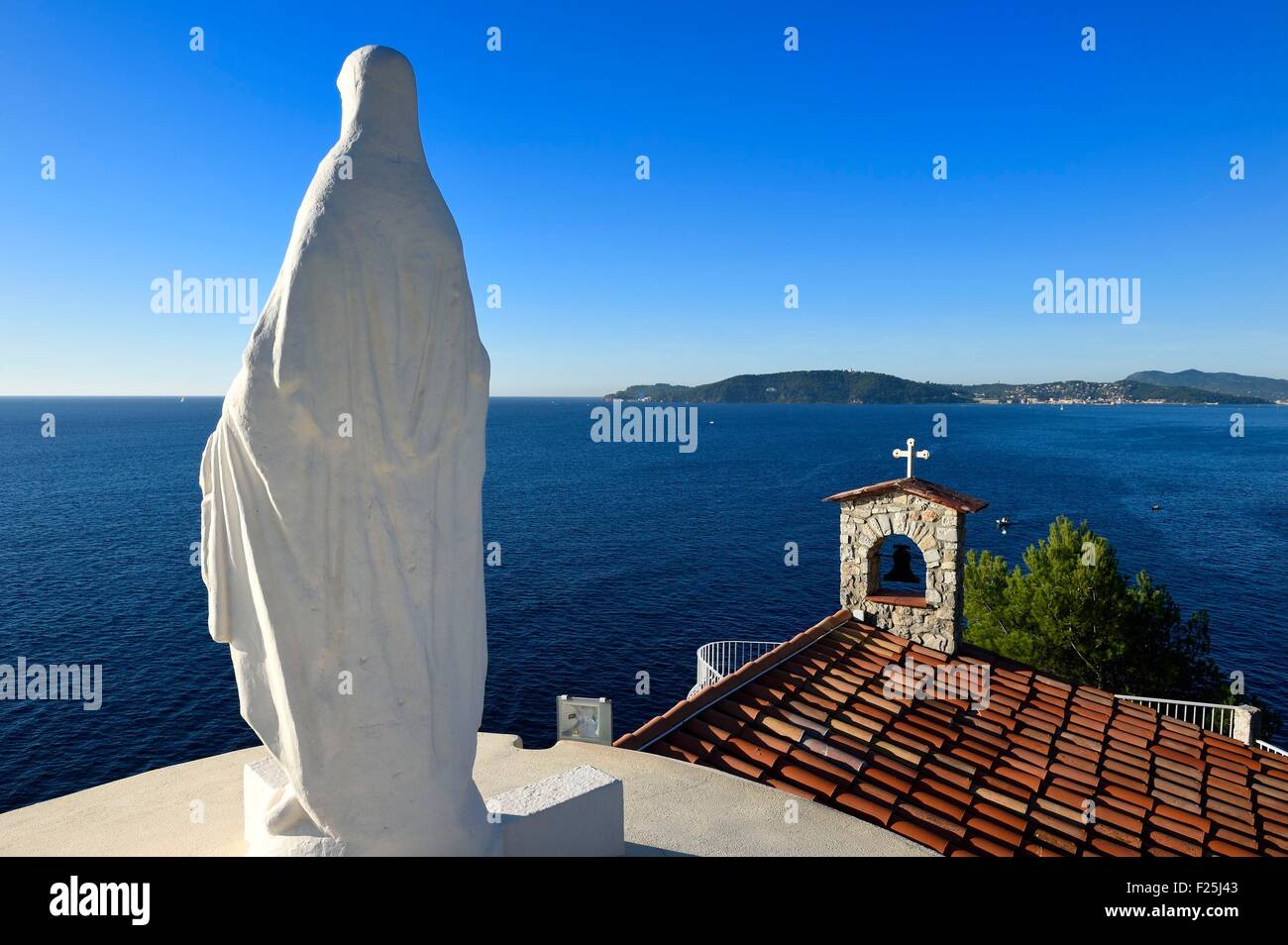 La France, Var, la Rade (RADE) de Toulon, cap Brun, Statue de la Vierge