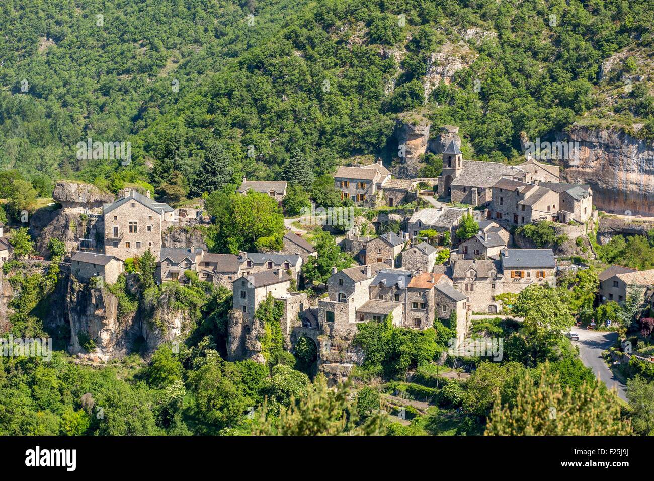 La France, l'Aveyron, Parc Naturel Régional des Grands Causses (Parc Naturel Régional des Grands Causses), La Vallée de la Dourbie Cantobre, village médiéval Banque D'Images