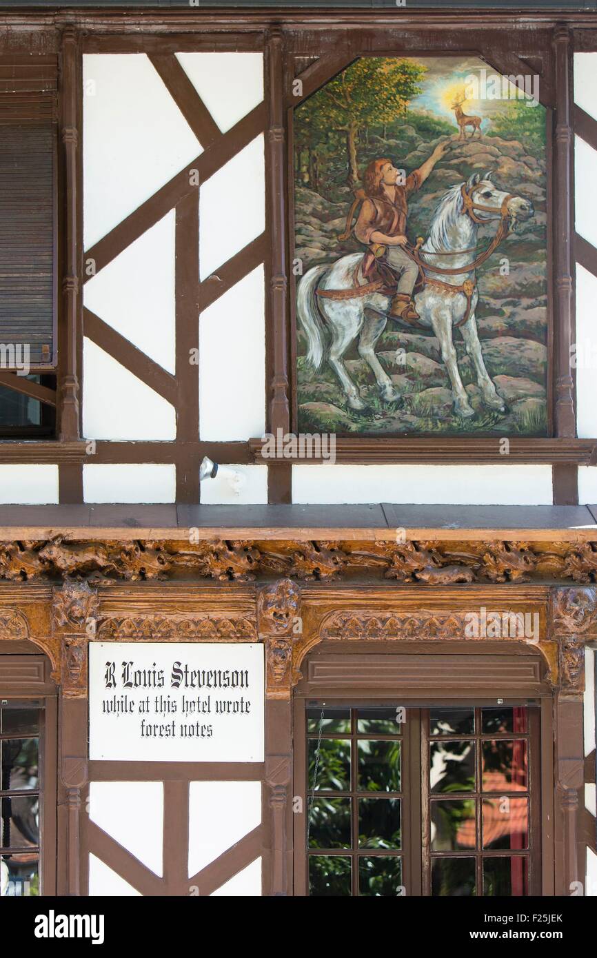 France, Seine et Marne, à Barbizon, parc naturel régional du Gâtinais  franτais, façade de bas Breau Hotel Photo Stock - Alamy