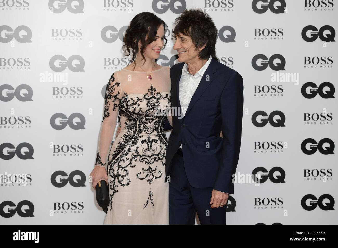 Ronnie Wood et Sally Humphreys à la GQ Men of the Year Awards 2015 Banque D'Images