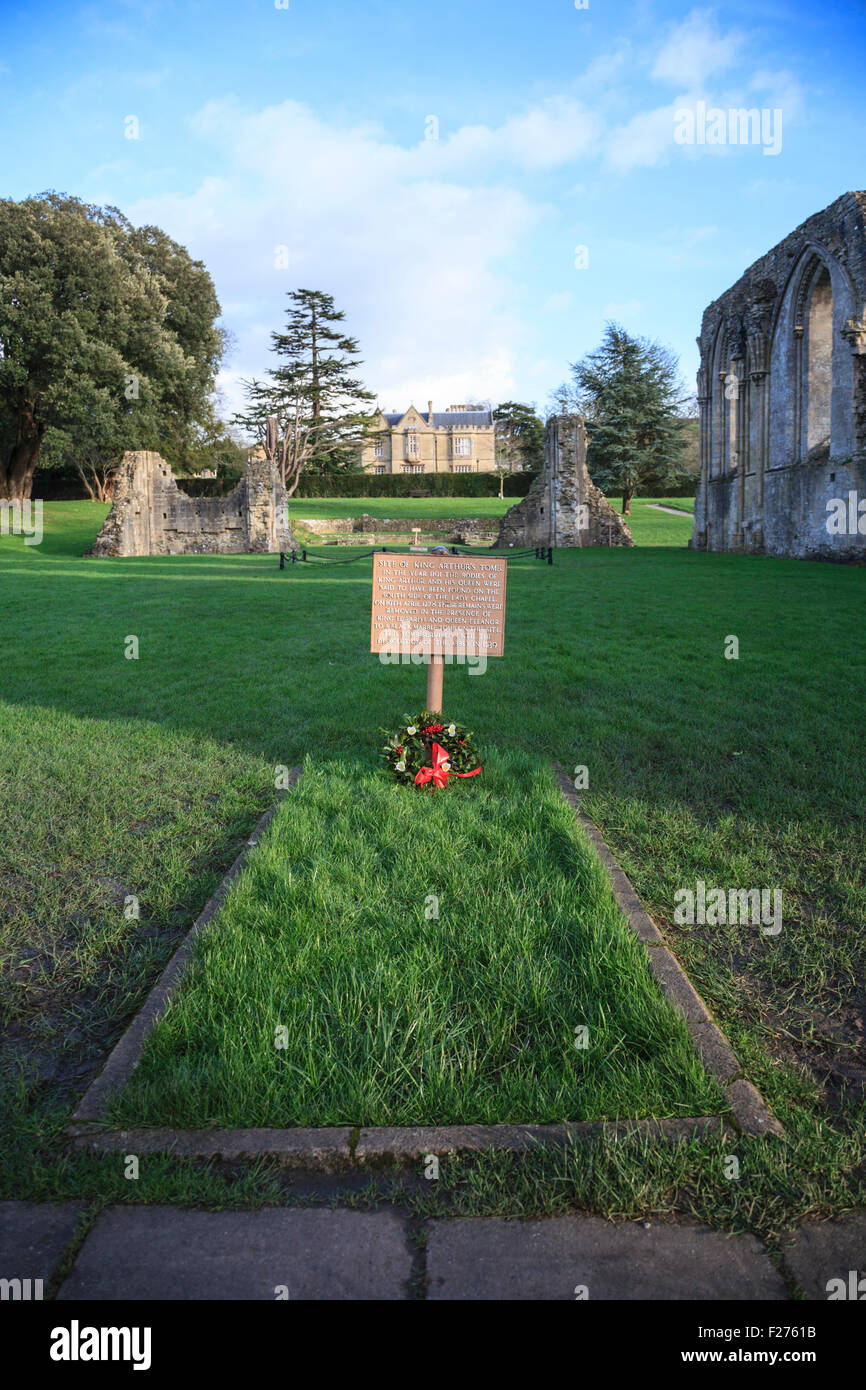 La tombe du roi Arthur à Glastonbury Abbey, Angleterre Banque D'Images