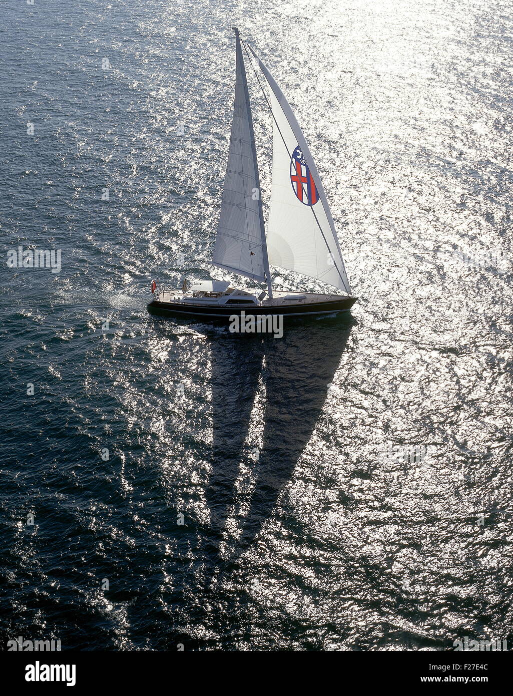 Under Spinnaker Banque De Photographies Et D images Haute R solution under-spinnaker-banque-de-photographies-et-d-images-haute-r-solution