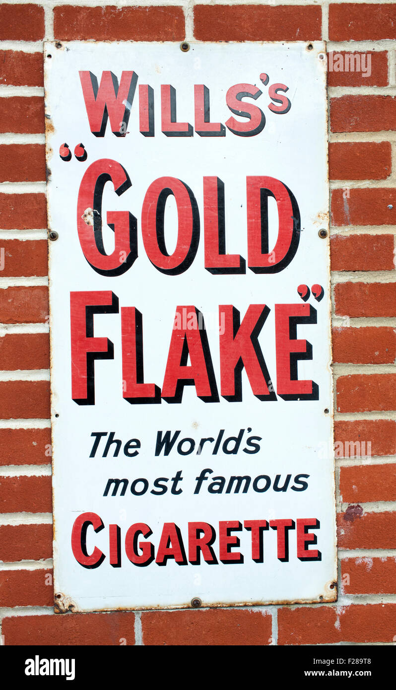 Wills's Gold Flake vintage metal publicité signe. Banque D'Images