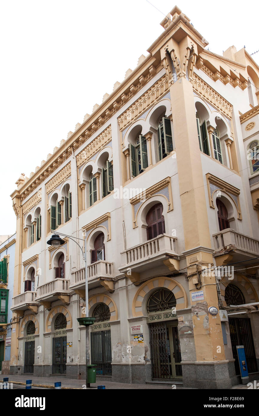 Ville État autonome de Melilla territoire espagnol en Afrique du Nord, l'Espagne -1900s'architecture moderne Banque D'Images