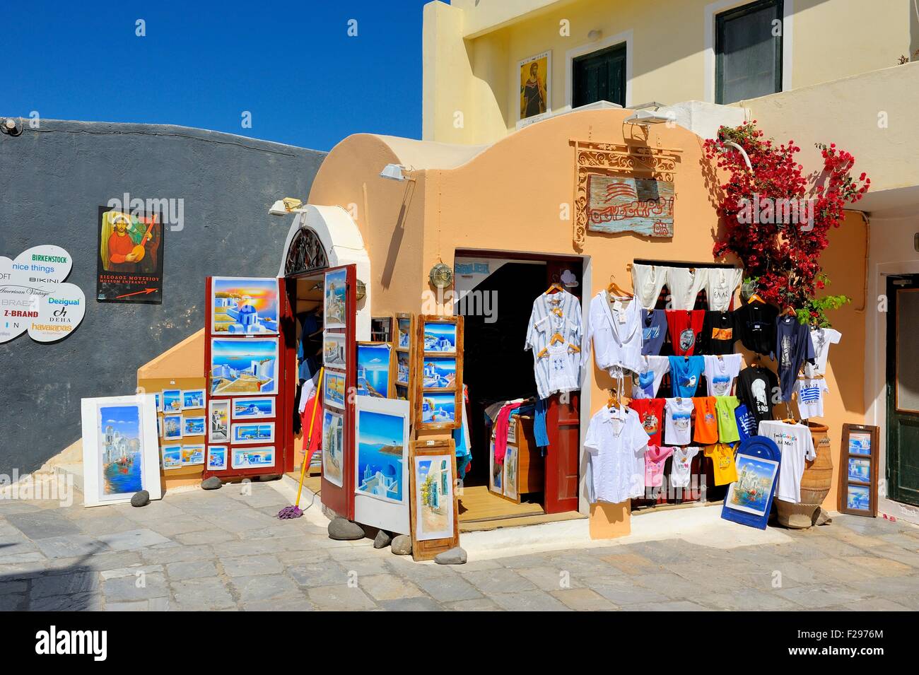 Shop in oia santorini greece Banque de photographies et d’images à