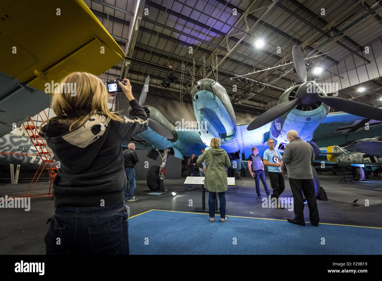 Londres, Royaume-Uni. 14 Septembre, 2015. Junkers JU88 bombardier allemand. Le Musée de la RAF à 'nos plus belles heures" maquette d'soir en commémoration du 75e anniversaire de la bataille d'Angleterre Crédit : Guy Josse/Alamy Live News Banque D'Images