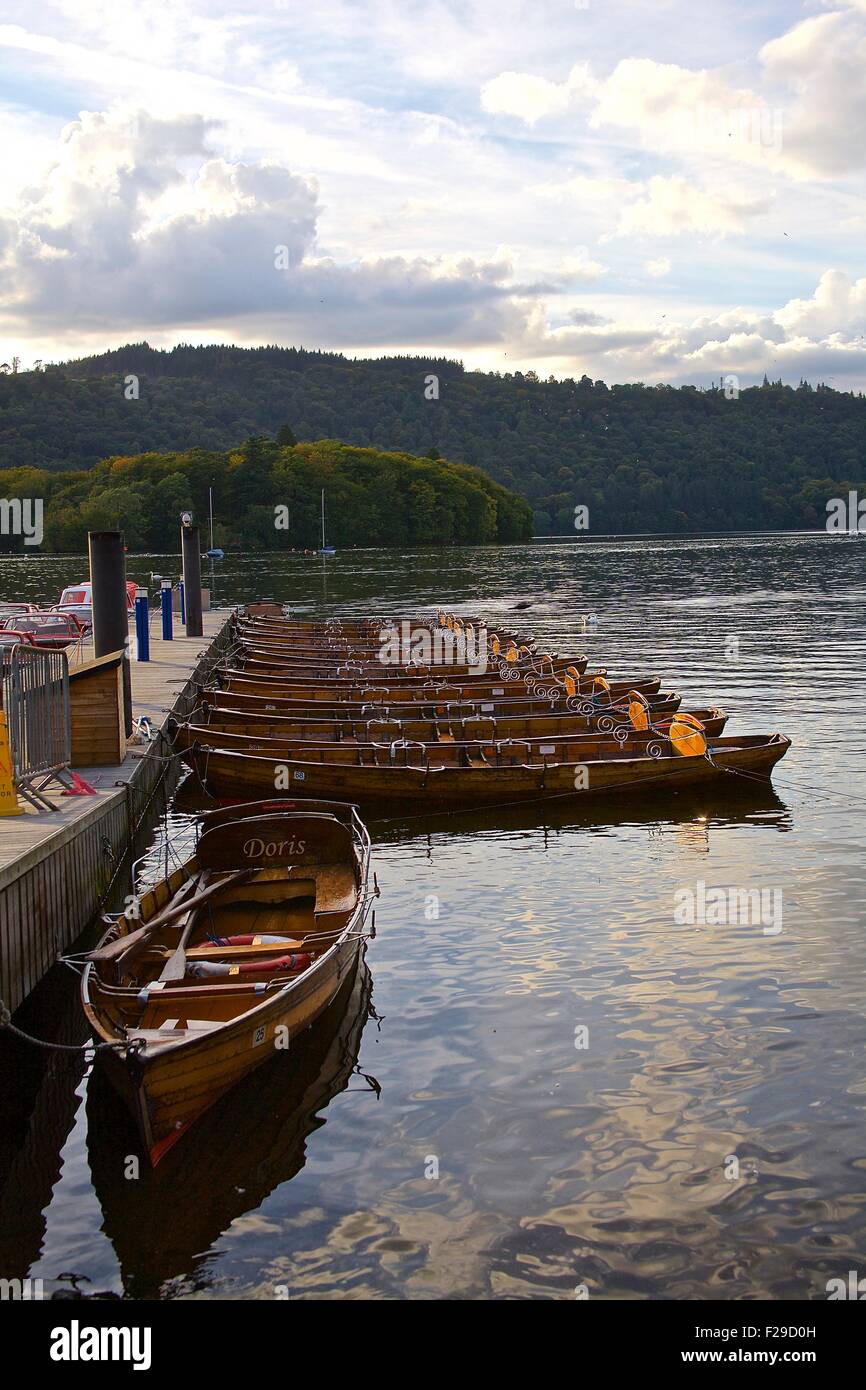 Doris rowing boat Banque de photographies et d'images à haute résolution -  Alamy