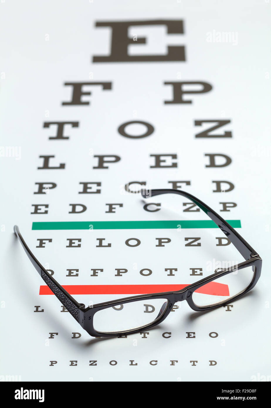 Paire de lunettes sur Examen de la vue graphique. Banque D'Images