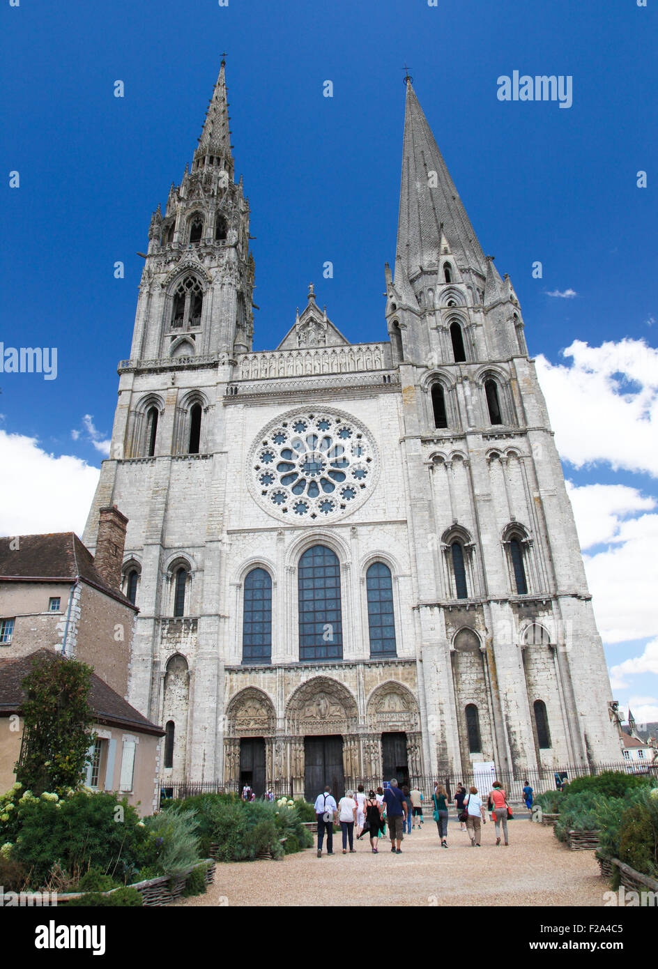 CHARTRES, FRANCE - 21 juillet 2015 : Cathédrale de Notre-Dame de Chartres, une cité médiévale cathédrale de Chartres, France Banque D'Images