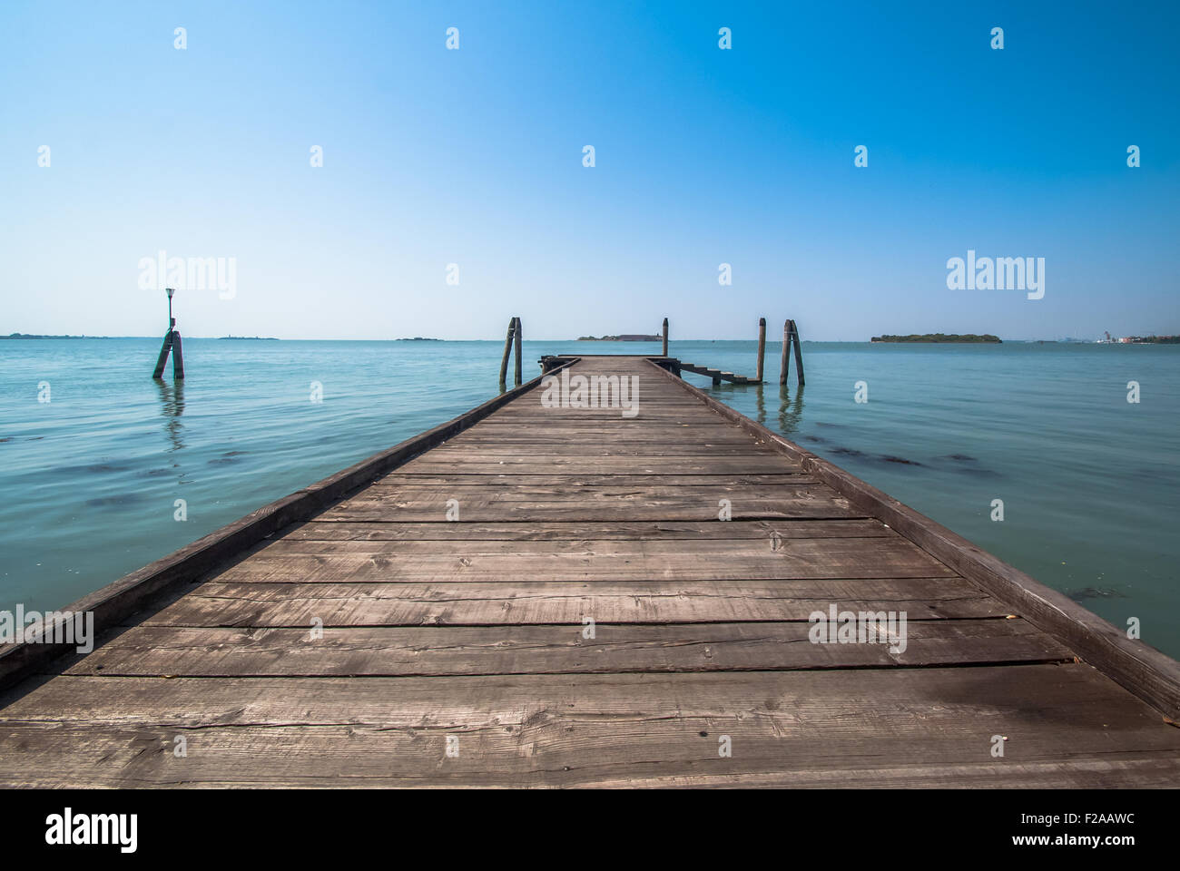 Pont de bois dans la région de San Servolo à Venise Italie intérieures Banque D'Images