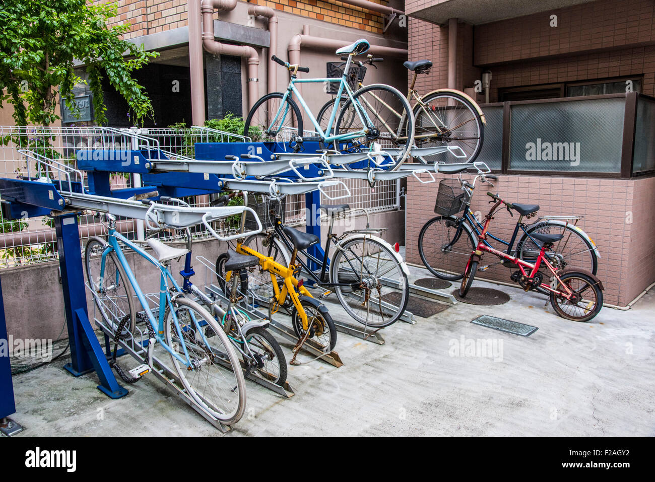 Abri pour vélos,Nakano-Ku,Tokyo,Japon Banque D'Images