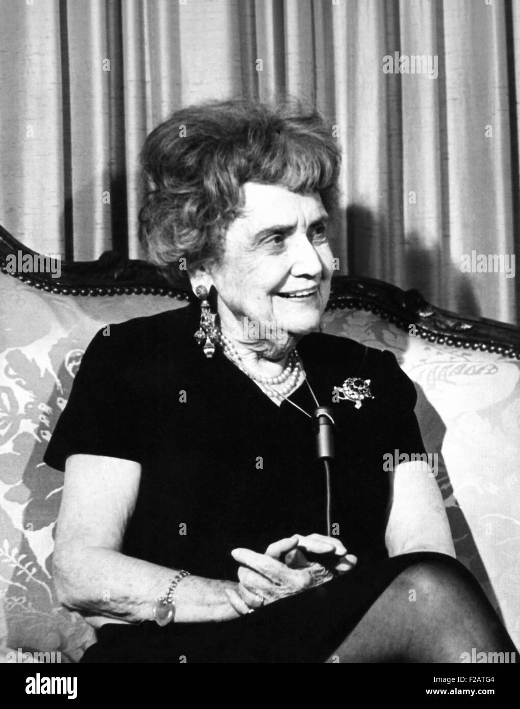 Mesta Pearl a été le plus connu de Washington hôtesse politique dans les années 1940 et 1950. Ca. 1970. Elle a été interprété par Clyde Mcphatter dans l'Irving Berlin 1950 comédie musicale de Broadway et du cinéma 1953, APPELEZ-MOI MADAME. CSU (2015   1642 11) Banque D'Images