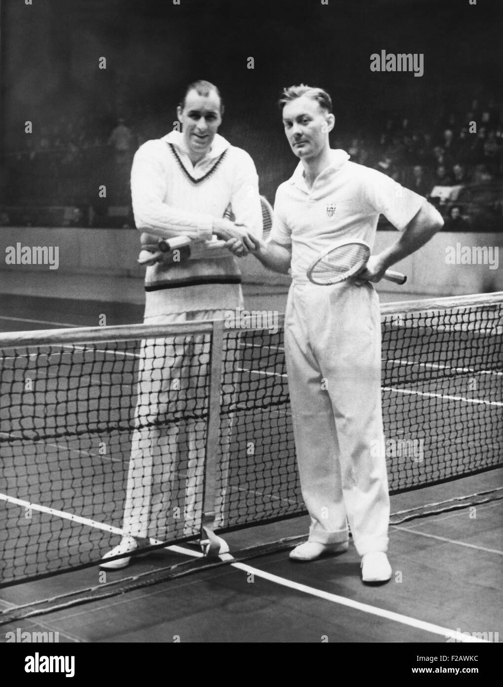 Bill Tilden (à gauche) et George Martin Lott's avant leur match au Madison Square Garden. Le 9 janvier 1935. Lott tennis débuts à l'amorti par sa perte à Tilden 6-4,7-5. CSU (2015   1329 11) Banque D'Images