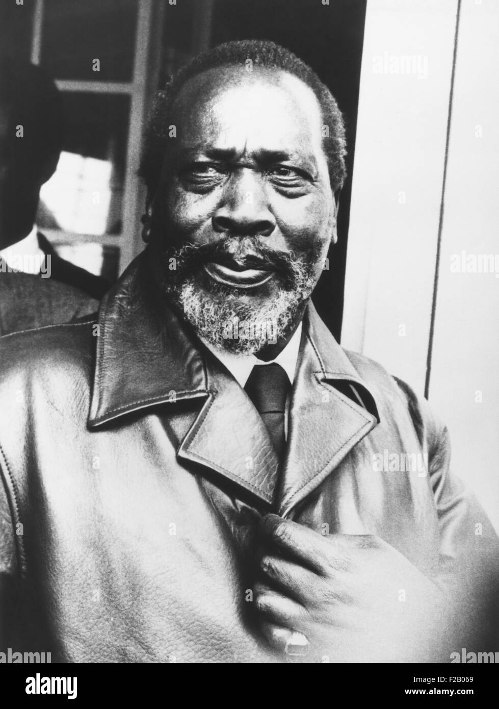 Jérome Kenyatta après qu'il a été libéré à partir de 7 ans de prison le 14 août 1961. Il a été l'un des 'Kapenguria Six', chargé en 1952 par le gouvernement colonial britannique de 'gérer' et d'être membre de la société rebelles Mau Mau. La participation du Kenyatta dans le mouvement Mau Mau meurtrier reste à prouver. CSU (2015  9 682) Banque D'Images