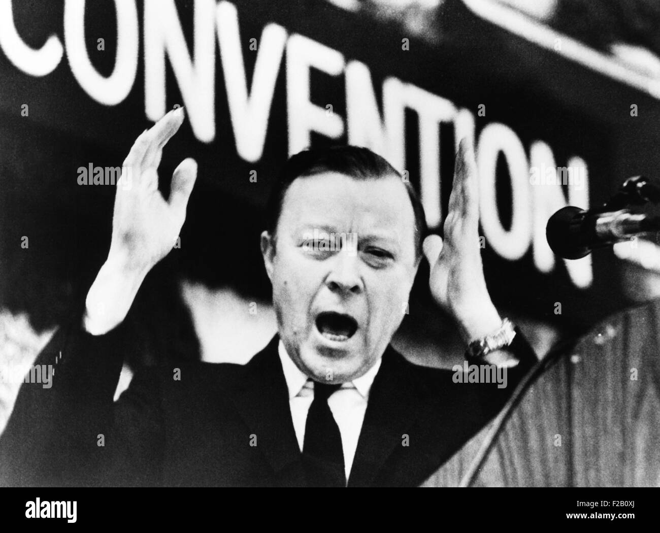 Le Président de l'UAW Walter Reuther parlant de la rift sa tête de l'AFL-CIO, George Meany. 13 mars, 1968. Trois mois plus tard, l'UAW a fait la séparation finale de la FAL-CIO union du travail, le 16 mai 1968. CSU (2015  9 1047) Banque D'Images