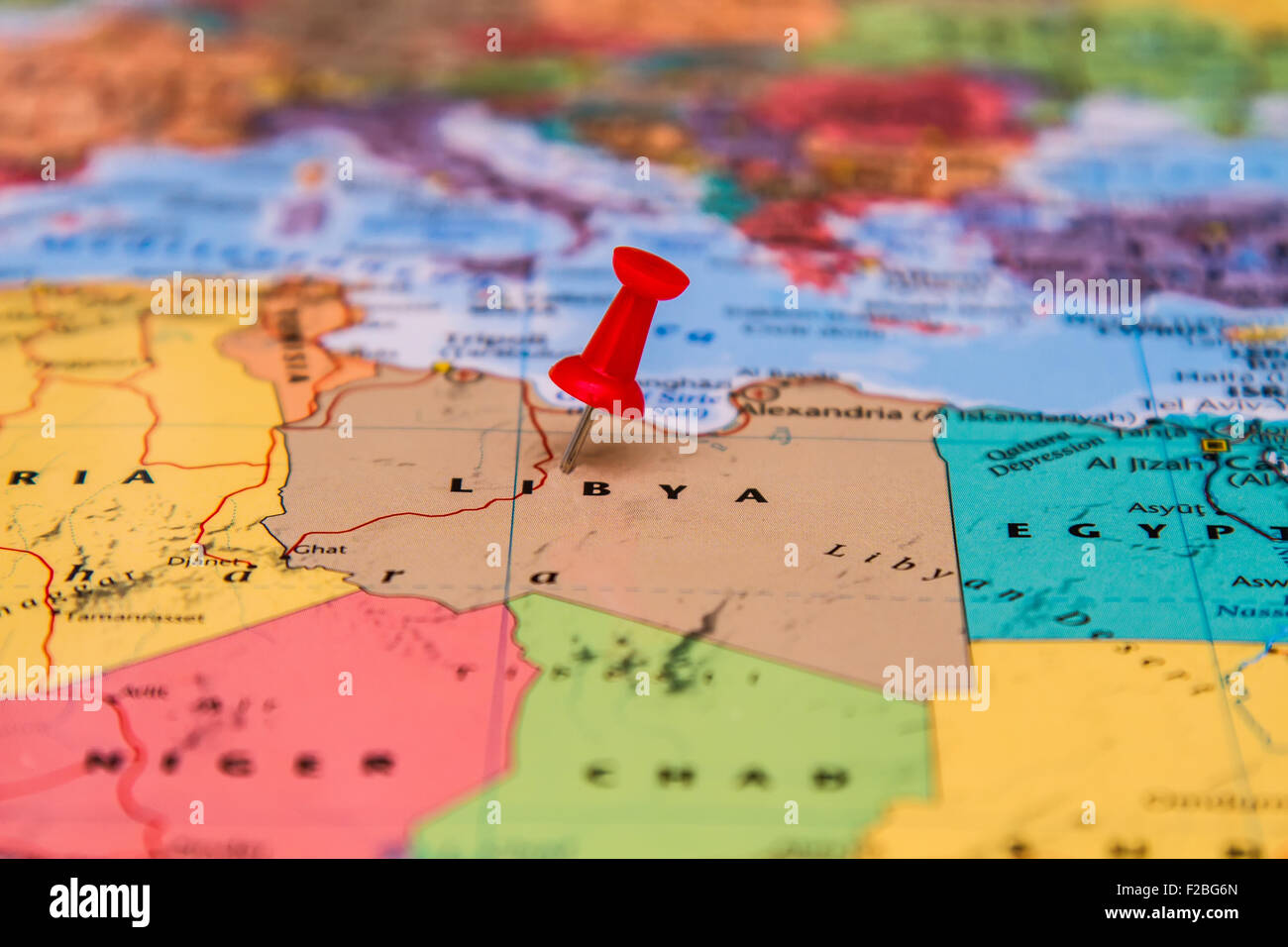 Carte de la Libye avec une punaise rouge bloqué Banque D'Images