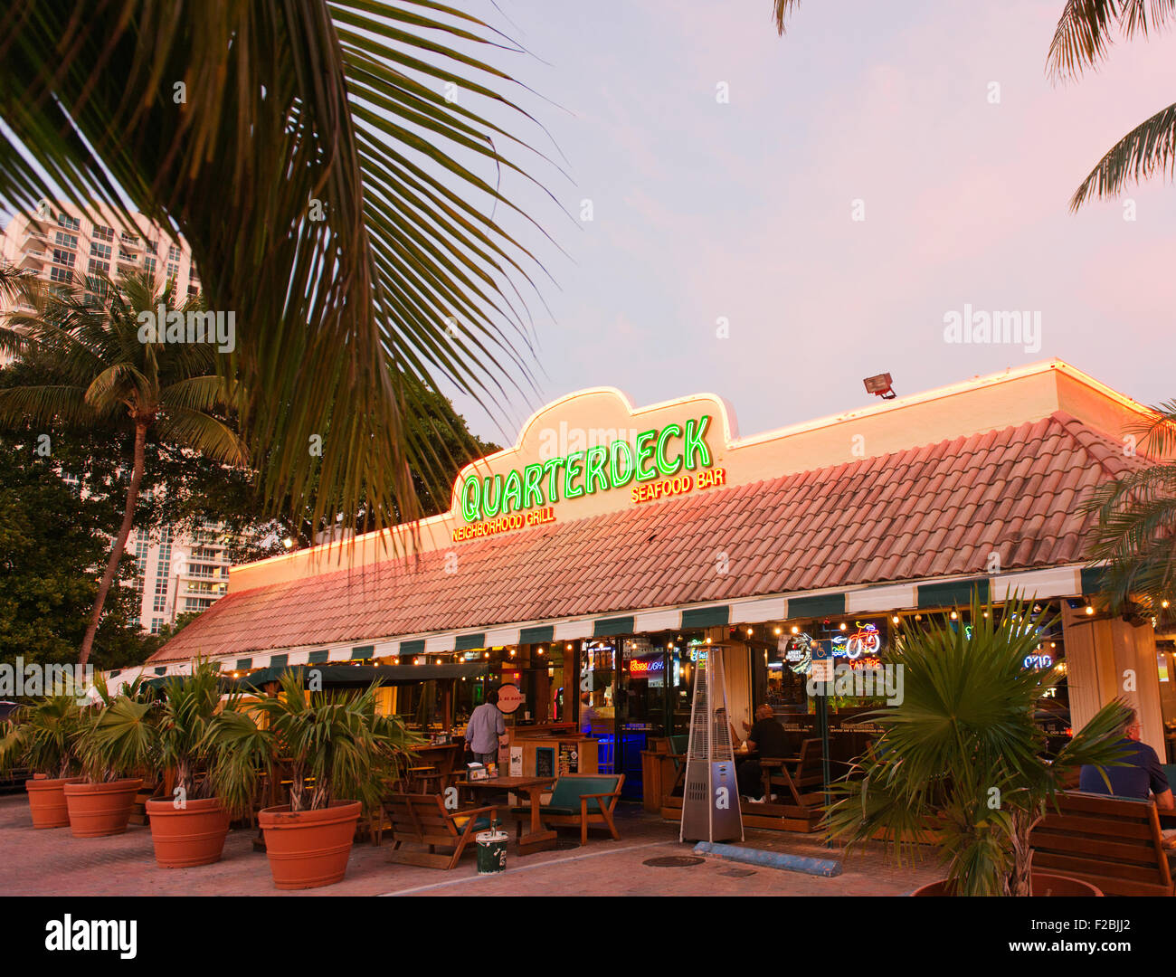 La plage arrière, un bar-restaurant près de la plage de Fort Lauderdale. Banque D'Images
