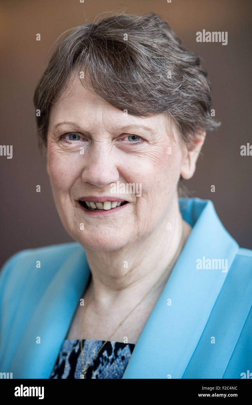 Berlin, Allemagne. 16 Sep, 2015. Helen Clark, administrateur du Programme des Nations Unies pour le développement (PNUD), pose au cours d'un entretien à Berlin, Allemagne, 16 septembre 2015. Clark va à la D7 Le forum de dialogue de femmes à la Chancellerie fédérale allemande à Berlin. Dpa : Crédit photo alliance/Alamy Live News Banque D'Images