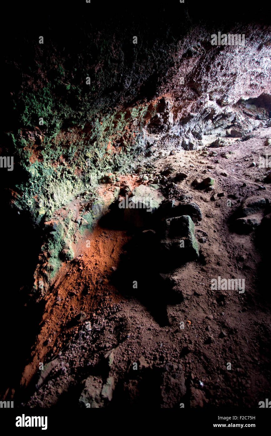 Cueva del infierno, la grotte de l'enfer à Playa de Nogales, Puntallana, La Palma, Canary Islands Banque D'Images