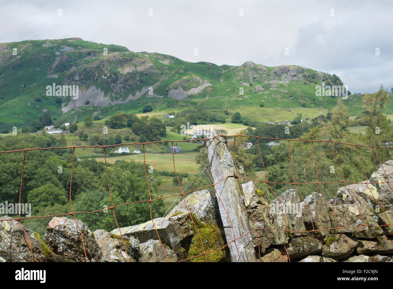 Photographie de pierre sèche mur près de Little Langdale, Parc National de Lake District, England, UK. Banque D'Images