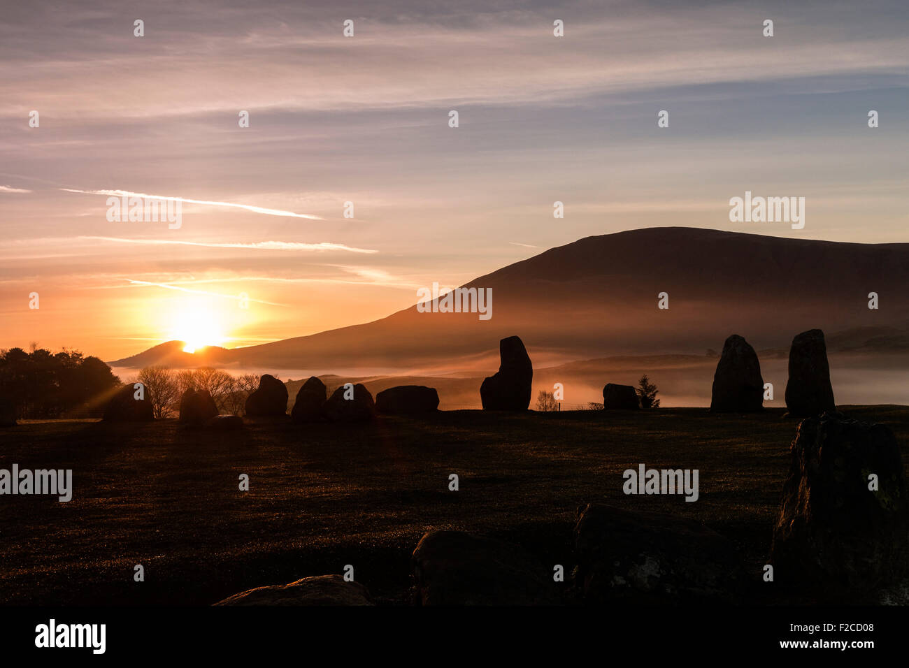 Sunrise cercle de pierres de Castlerigg Près de Keswick, Cumbria Lake District UK Banque D'Images