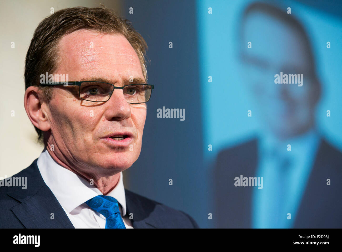 Washington DC, USA. 16 Septembre, 2015. Andrew Mackenzie, Directeur général de BHP Billiton parle lors d'un événement à la Chambre de Commerce des États-Unis au centre-ville de Washington, D.C., le 16 septembre 2015. Credit : Kristoffer Tripplaar/Alamy Live News Banque D'Images