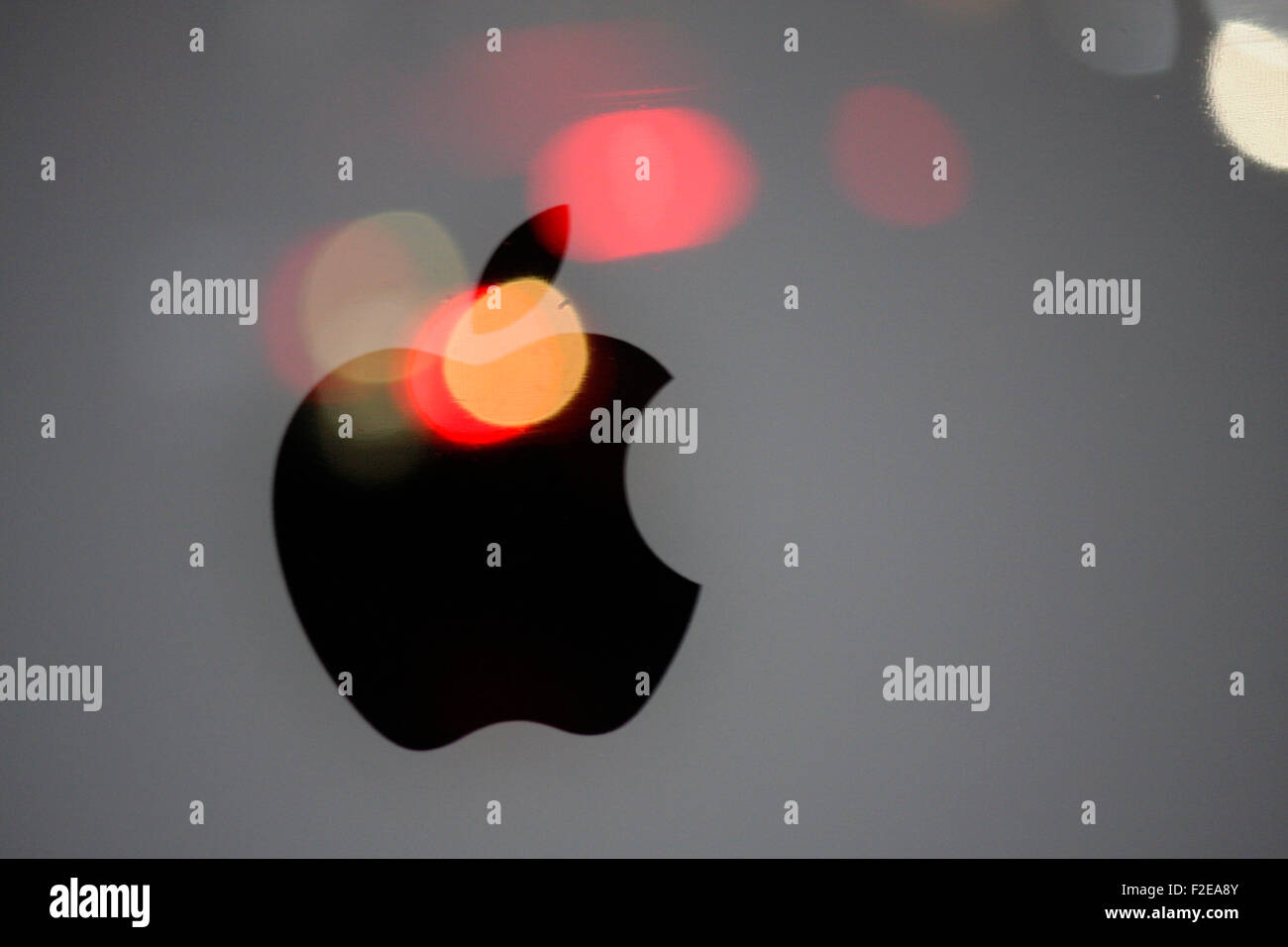 Novembre 2013 - BERLIN : marques : le logo de l'entreprise technologie 'Apple', Berlin. Banque D'Images