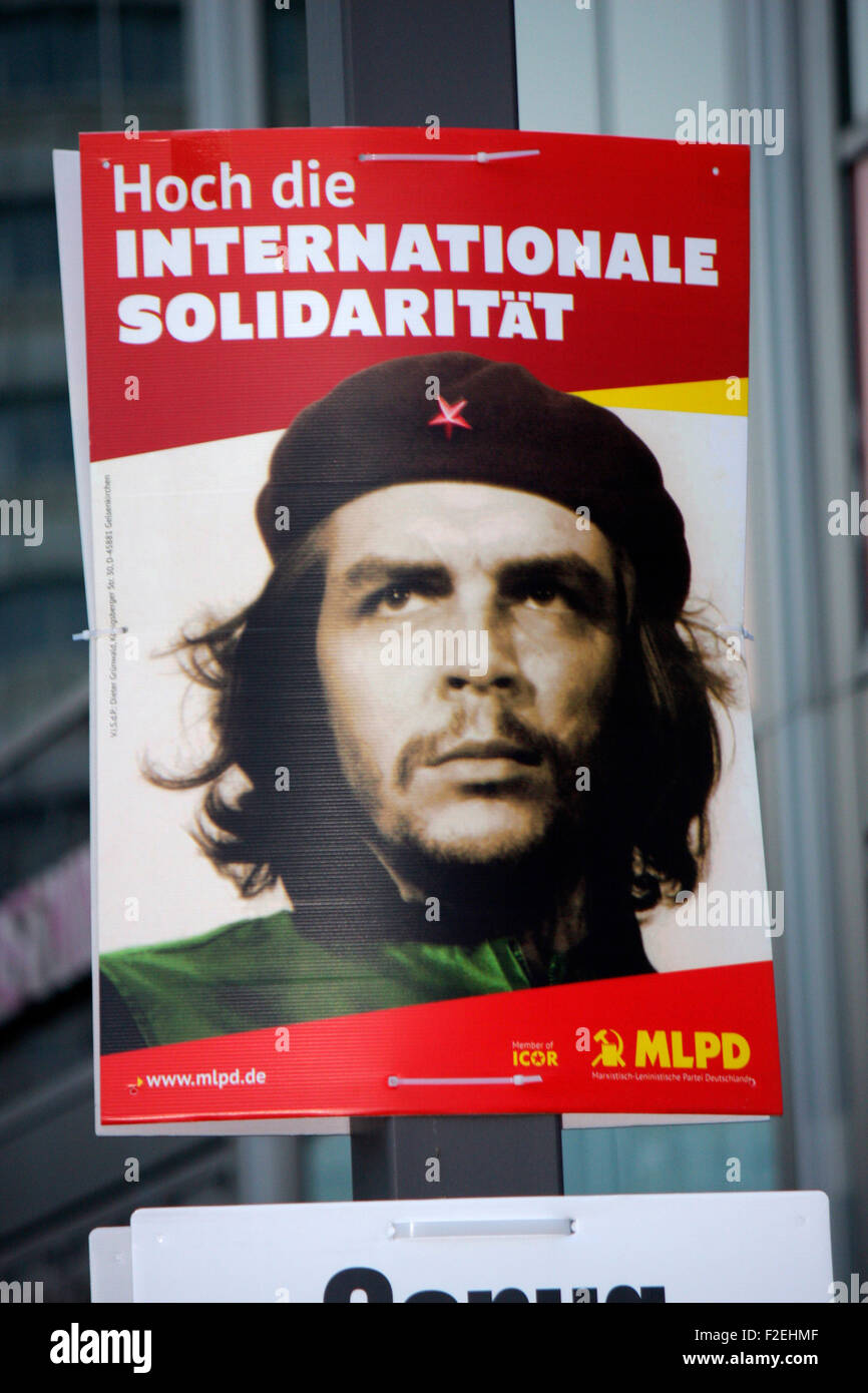 2013 Bundestagswahlkampf : Wahlplakat der kommunistischen MLPD mit dem Antlitz von Che Guevara, 19. Septembre 2013, Alexanderplat Banque D'Images