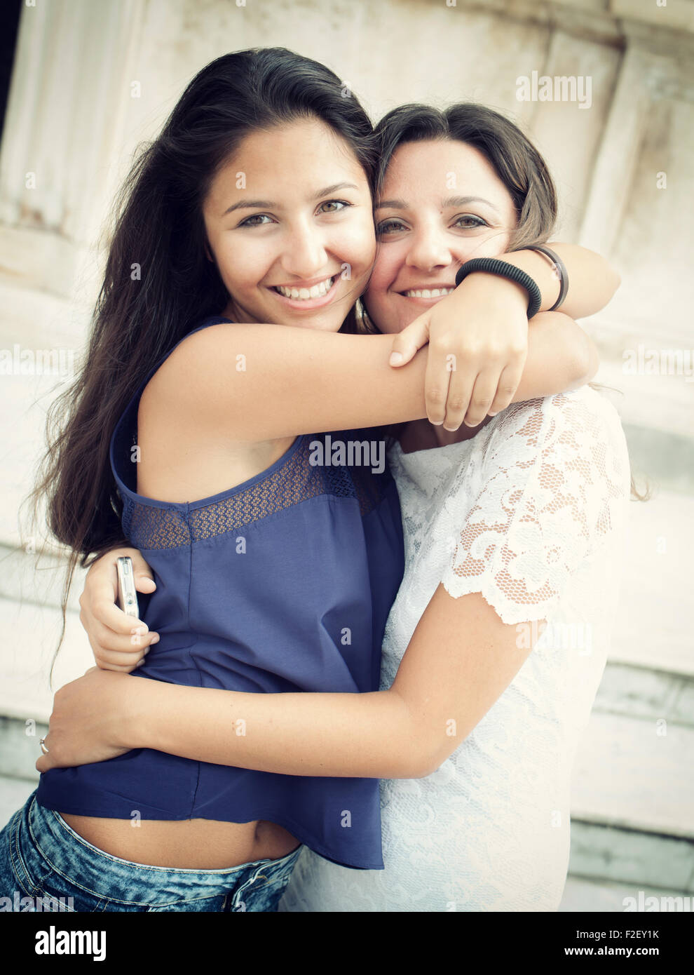 Deux Soeurs Banque De Photographies Et D images Haute R solution Alamy deux-soeurs-banque-de-photographies-et-d-images-haute-r-solution-alamy