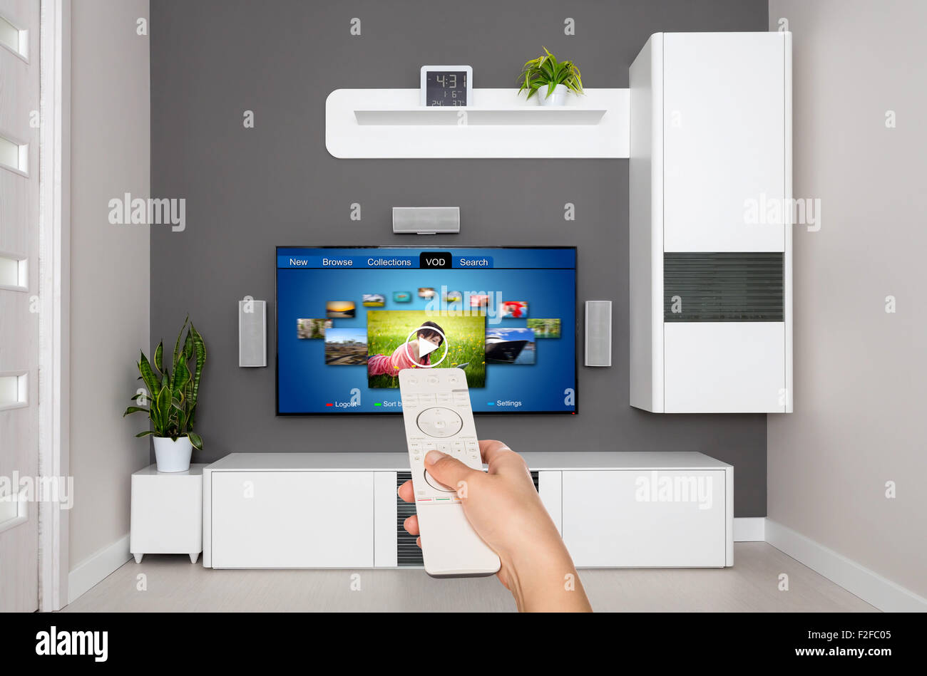 VOD vidéo à la demande sur la télévision à écran plat, service concept. Banque D'Images